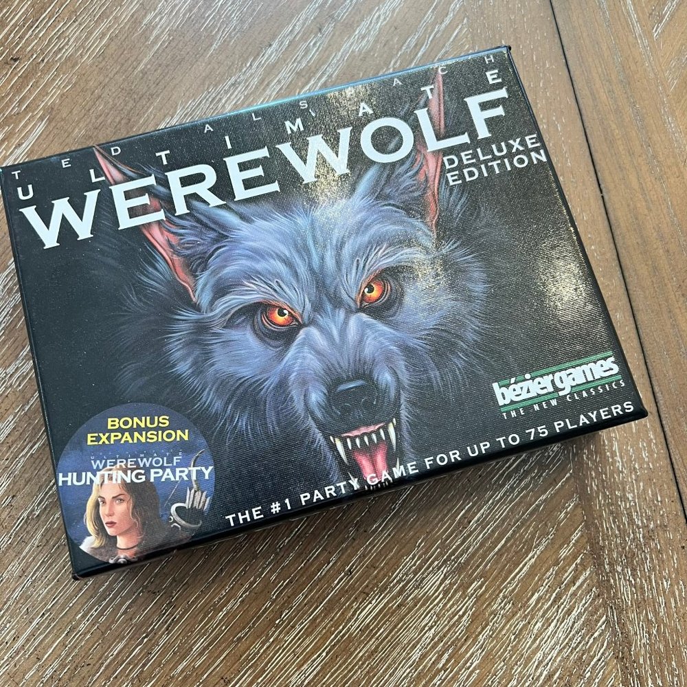 Ultimate Werewolf Deluxe Edition Bezier Games includes expansion Hunting Party